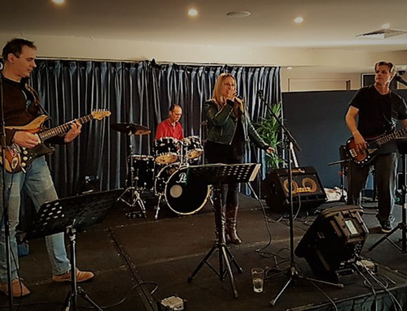 Boot Lace Alley Cover Band Melbourne - Musicians - Entertainment Hire