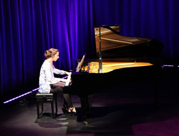 Brisbane Instrumental Piano Player