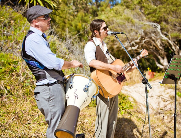 THE ACOUSTIC BOYS