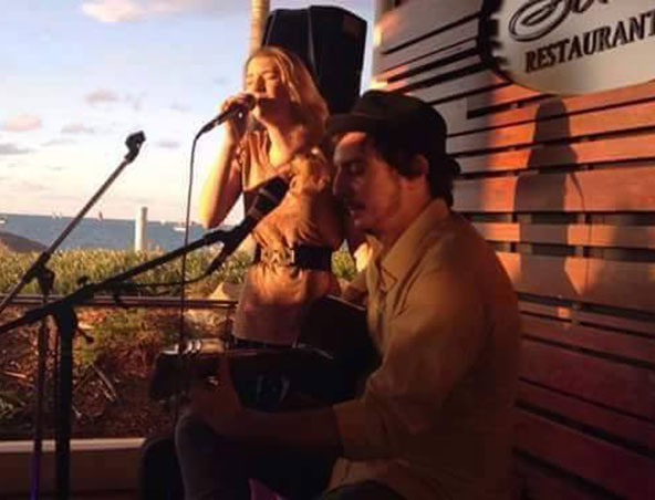 Amelia and Mitch Acoustic Duo Brisbane - Musicians