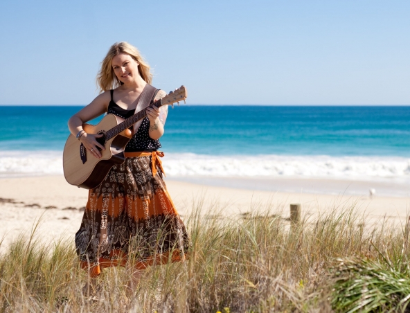 Deb Acoustic Soloist Singer Perth