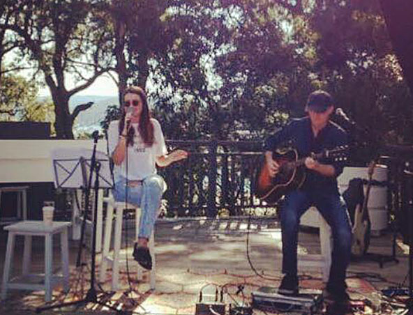 Sydney Acoustic Duo Aimee and Doug