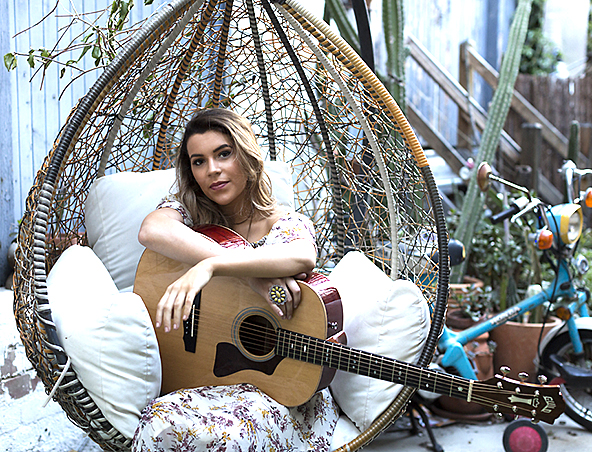 Sydney Singer Georgia - Acoustic Soloist - Wedding Musicians Hire